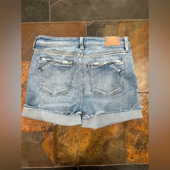 Buckle Black Fit No. 53 Stretch Cuffed Shorts - Picture 2 of 8